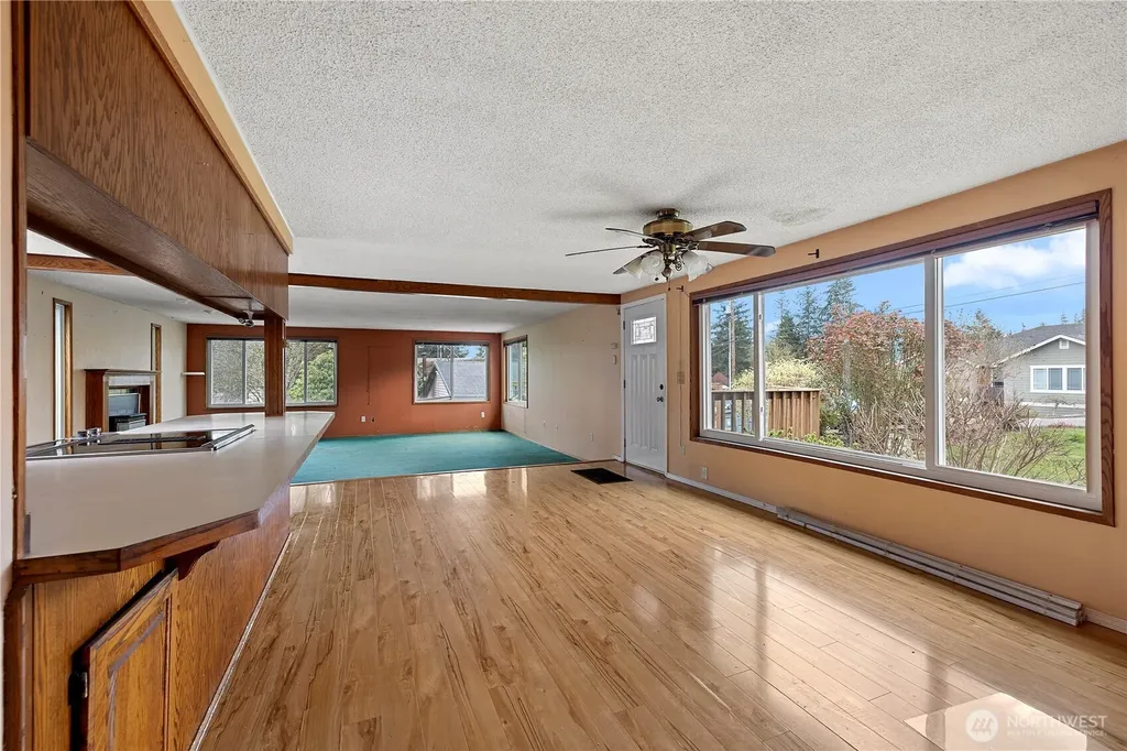 15 76th Street SW Everett WA 98203