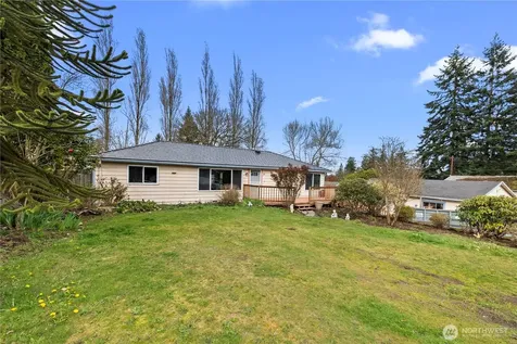 15 76th Street SW Everett WA 98203