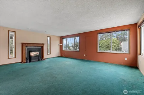 15 76th Street SW Everett WA 98203