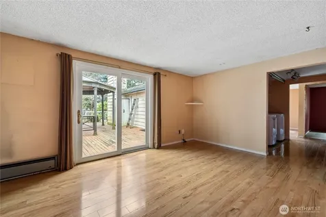 15 76th Street SW Everett WA 98203