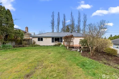 15 76th Street SW Everett WA 98203