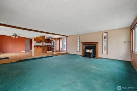 15 76th Street SW Everett WA 98203