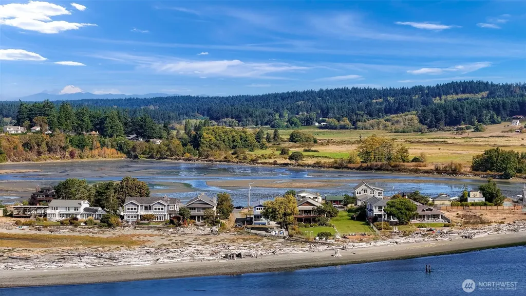 2402 Sunlight Beach Road Clinton WA 98236