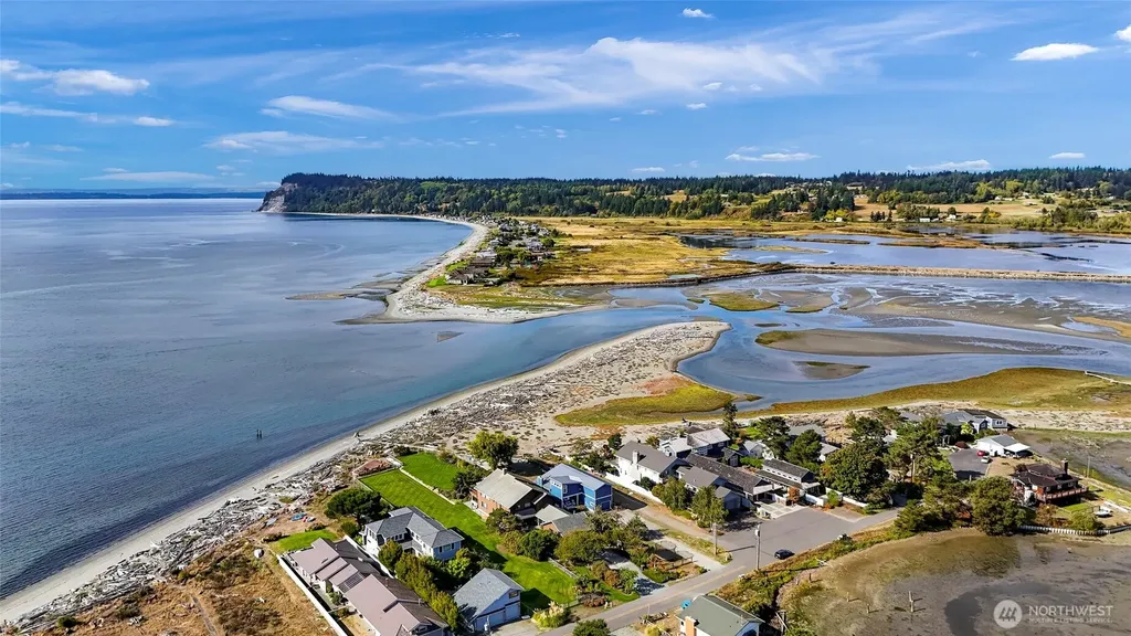 2402 Sunlight Beach Road Clinton WA 98236