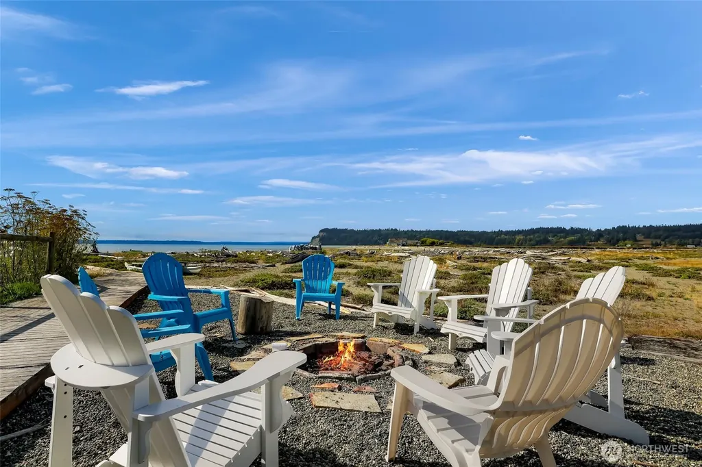2402 Sunlight Beach Road Clinton WA 98236