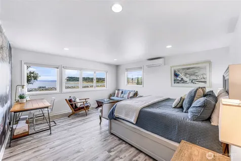 2402 Sunlight Beach Road Clinton WA 98236