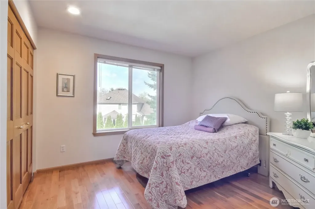 4115 52nd Street NE Tacoma WA 98422