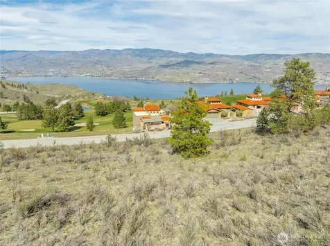 221 Bandera Way Chelan WA 98816