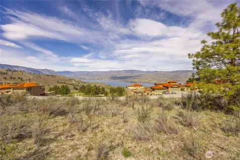 221 Bandera Way Chelan WA 98816