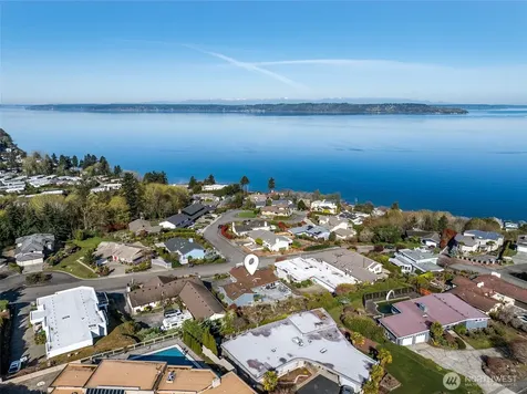 28904 5th Avenue S Federal Way WA 98003