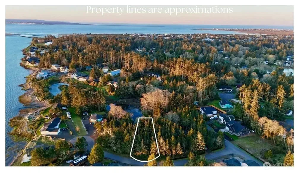 733 Peninsula Court Ocean Shores WA 98569