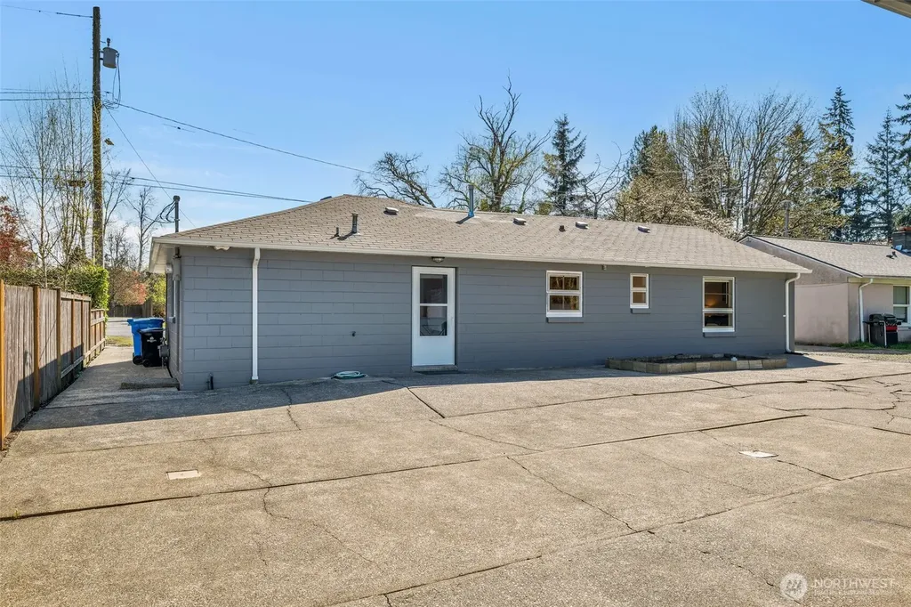 1314 N 188th Street Shoreline WA 98133
