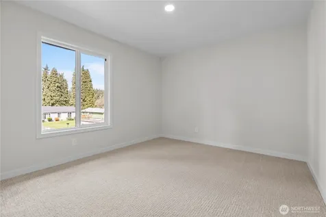 1956 E 65th Street Tacoma WA 98404