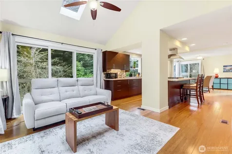 14142 97th Avenue NE Kirkland WA 98034