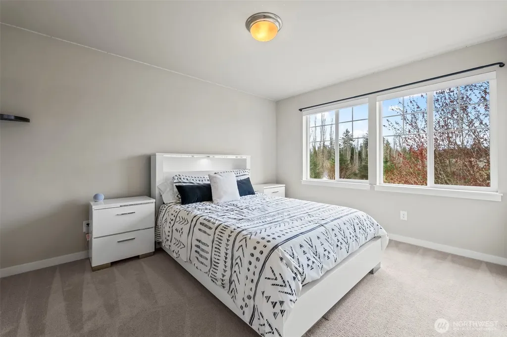 1644 211th Avenue SE Sammamish WA 98075