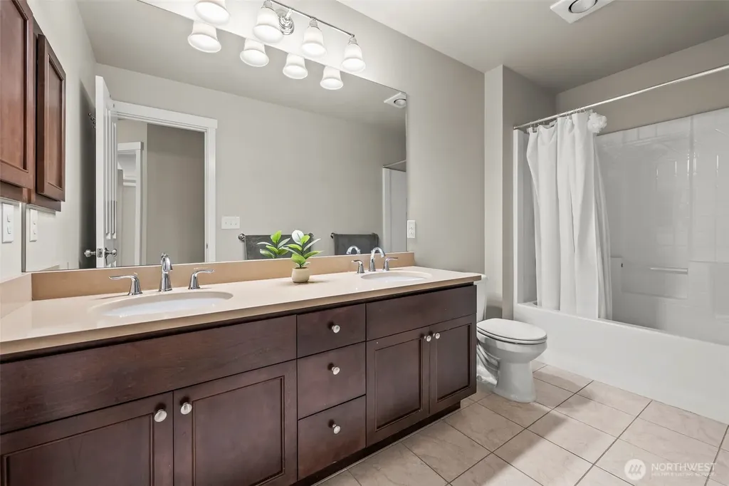 1644 211th Avenue SE Sammamish WA 98075