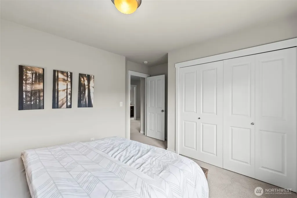 1644 211th Avenue SE Sammamish WA 98075
