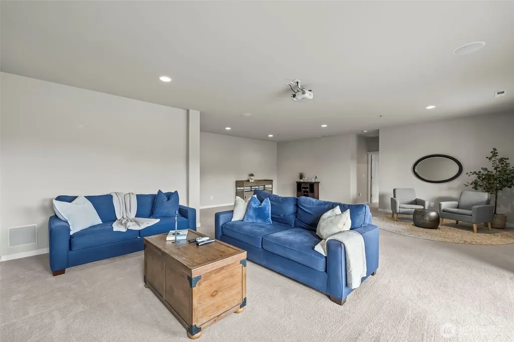 1644 211th Avenue SE Sammamish WA 98075