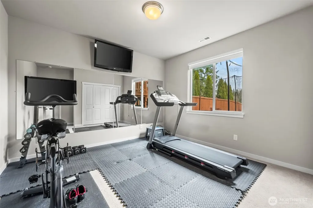 1644 211th Avenue SE Sammamish WA 98075