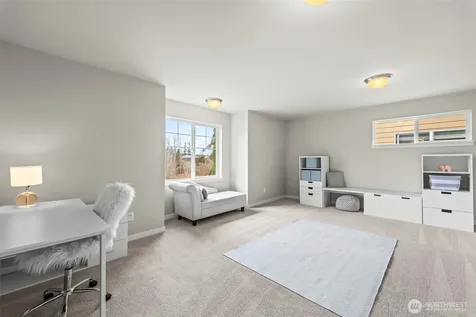 1644 211th Avenue SE Sammamish WA 98075