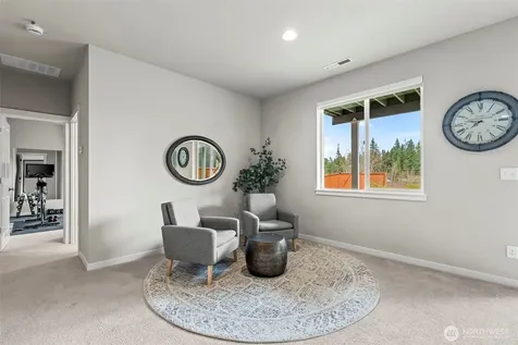 1644 211th Avenue SE Sammamish WA 98075