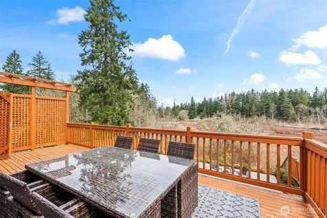 1644 211th Avenue SE Sammamish WA 98075