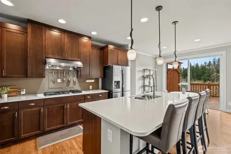 1644 211th Avenue SE Sammamish WA 98075