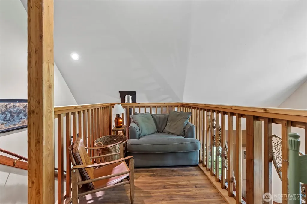 7595 Pressentin Court Concrete WA 98237