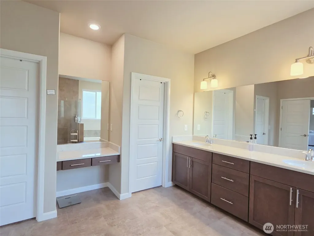 12911 Emerald Ridge Boulevard E Puyallup WA 98374