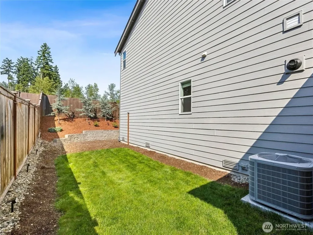 12911 Emerald Ridge Boulevard E Puyallup WA 98374