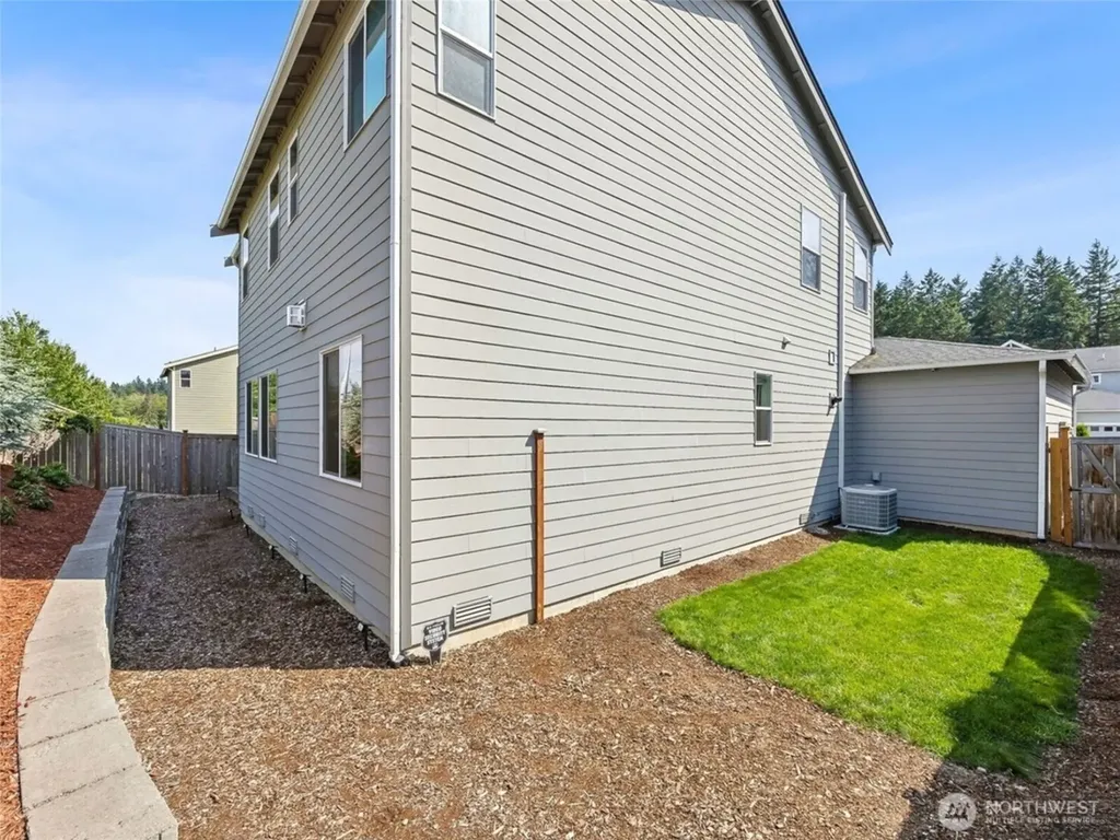 12911 Emerald Ridge Boulevard E Puyallup WA 98374