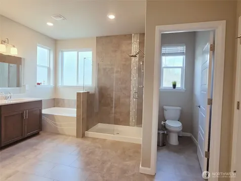 12911 Emerald Ridge Boulevard E Puyallup WA 98374