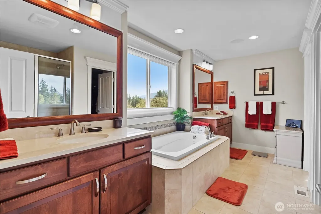 2262 NW Fall Line Lane Issaquah WA 98027