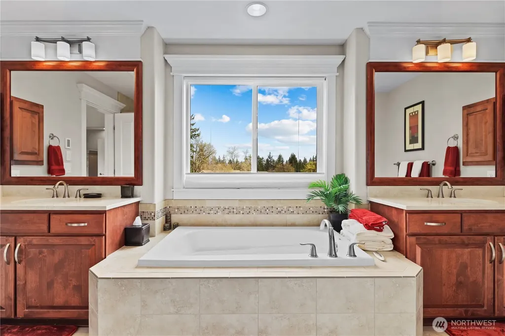 2262 NW Fall Line Lane Issaquah WA 98027