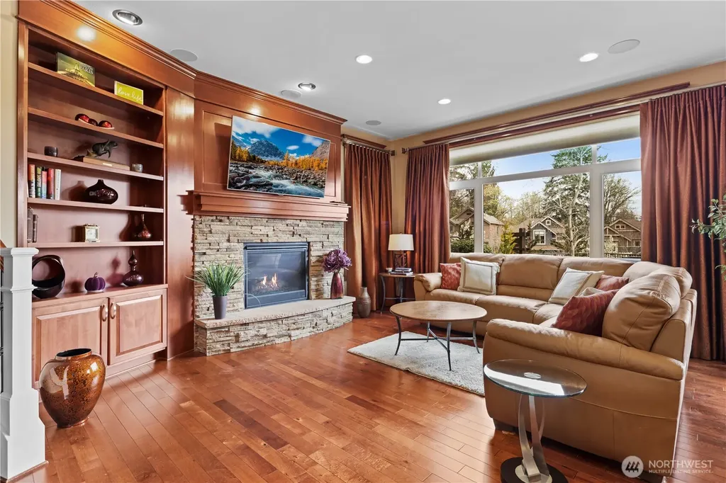 2262 NW Fall Line Lane Issaquah WA 98027