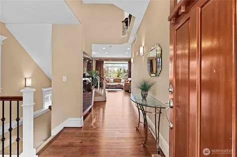 2262 NW Fall Line Lane Issaquah WA 98027