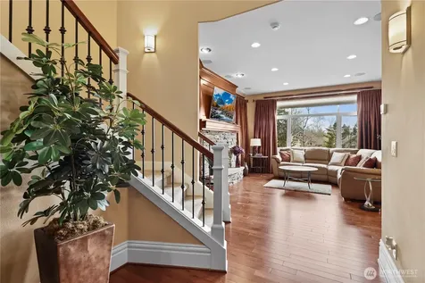 2262 NW Fall Line Lane Issaquah WA 98027