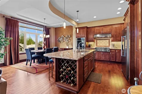 2262 NW Fall Line Lane Issaquah WA 98027