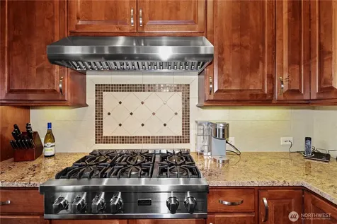 2262 NW Fall Line Lane Issaquah WA 98027