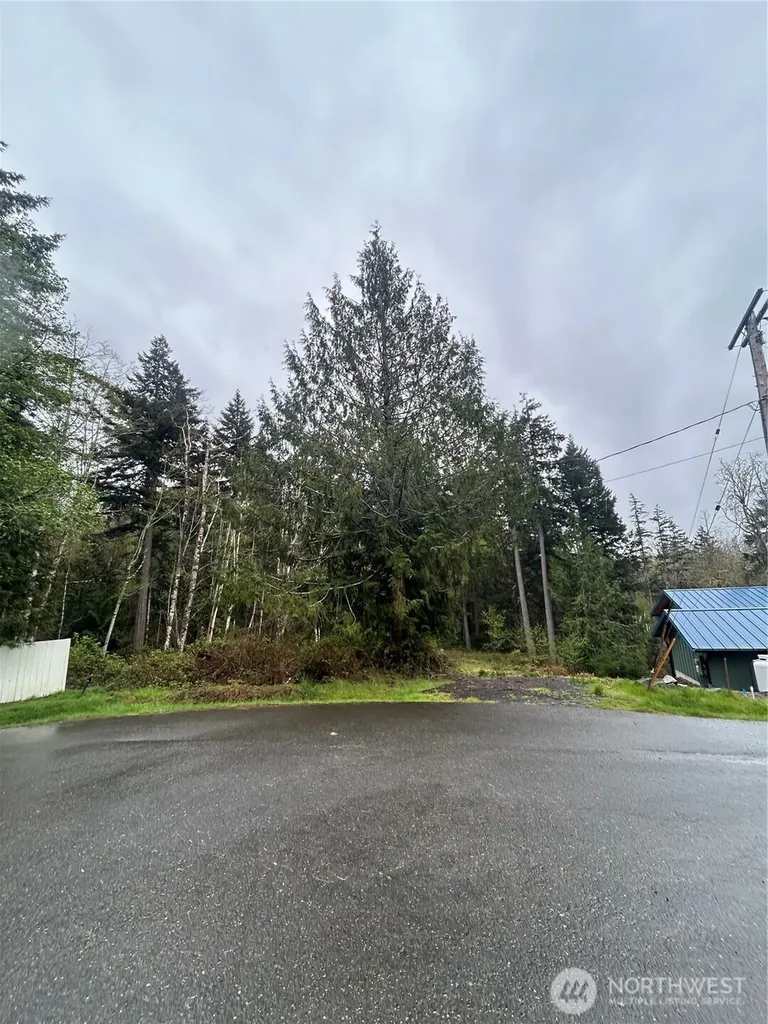 2201 Westwind Dr NW Olympia WA 98502
