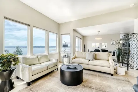 5711 Upland Terrace NE Tacoma WA 98422