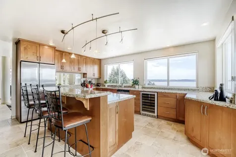 5711 Upland Terrace NE Tacoma WA 98422