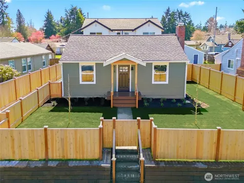 5128 N 39th Street Tacoma WA 98407