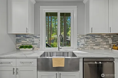 16519 191st Place NE Woodinville WA 98072