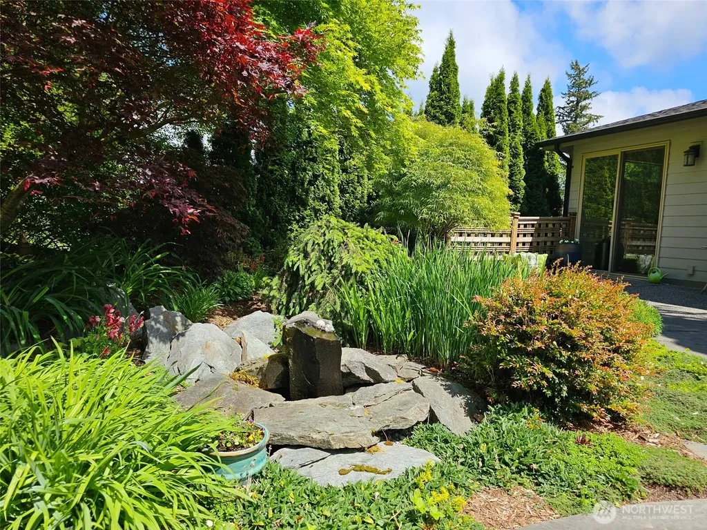 1125 Birch Falls Drive Bellingham WA 98229