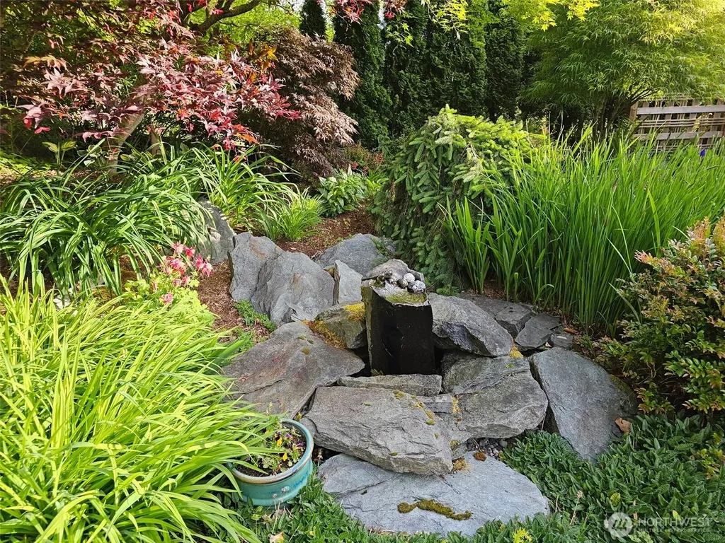 1125 Birch Falls Drive Bellingham WA 98229