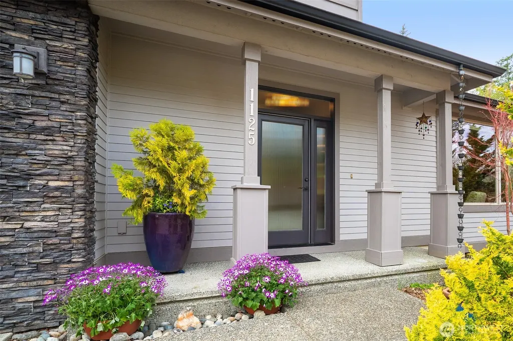 1125 Birch Falls Drive Bellingham WA 98229