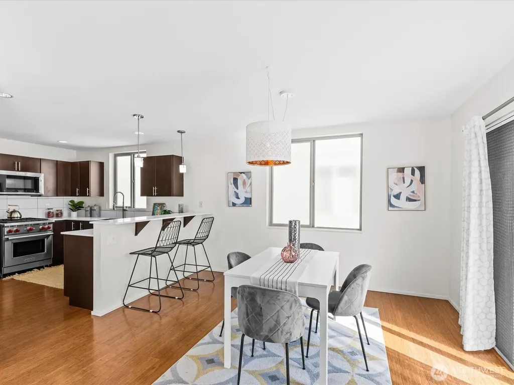 3038 61st Avenue SW Seattle WA 98116