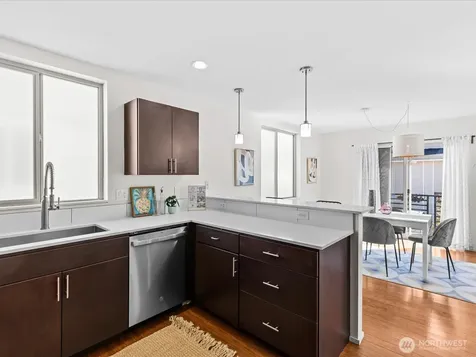 3038 61st Avenue SW Seattle WA 98116