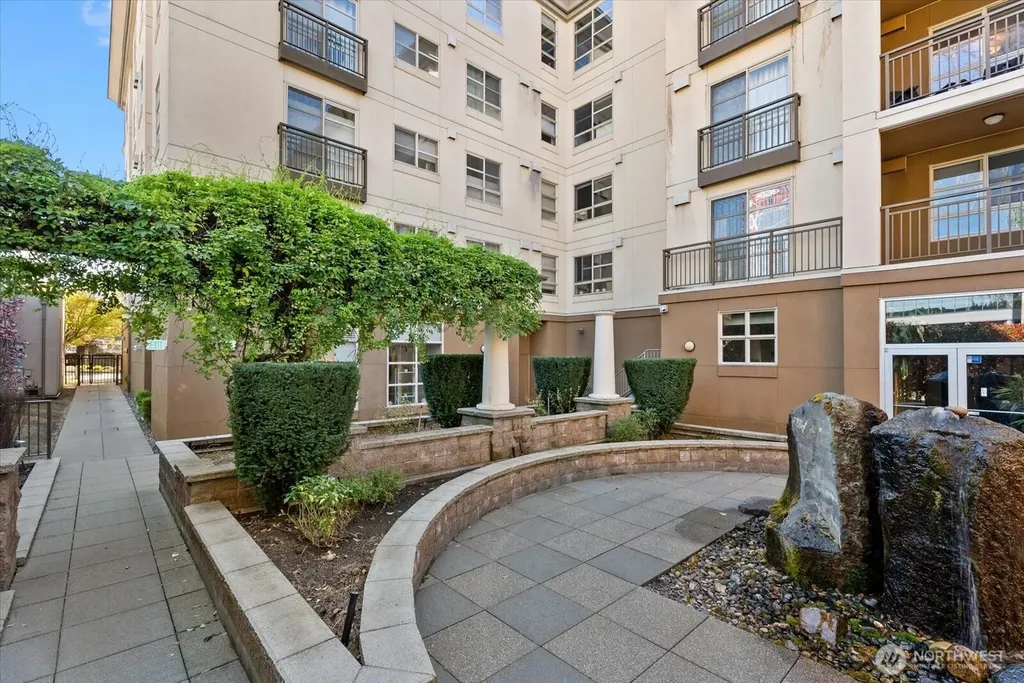 111 108th Avenue NE Bellevue WA 98004